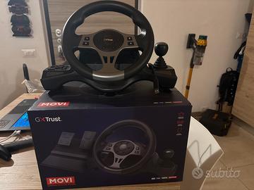 Volante e pedaliera gaming