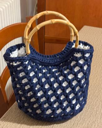Borsa Uncinetto Handmade Blu e Bianca