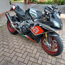 Aprilia RSV4 RF ABS