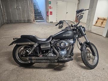 HARLEY-DAVIDSON DYNA street bob 1600 