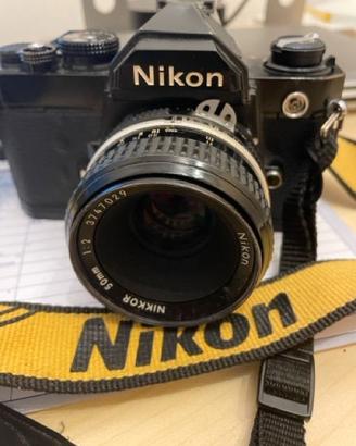 Nikon FM con 50mm funzionante!