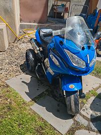Moto giocattolo