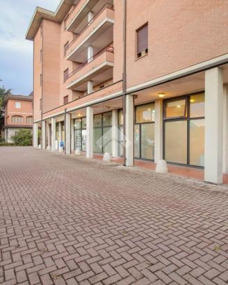NEGOZIO A FORMIGINE