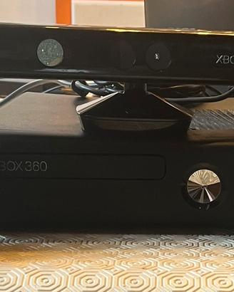 xbox 360 4GB + kinect + 2 controller + 12 giochi