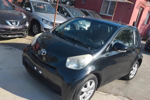 Toyota IQ