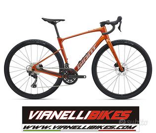 GIANT REVOLT ADVANCED 2 MY25 SHIMANO GRX 2X12