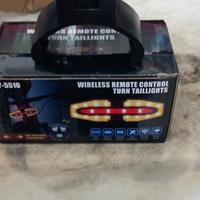 kit frecce con supporto per monopattino e bici 