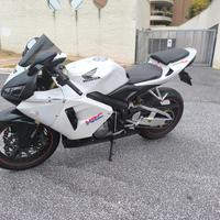CBR 600 RR Perfetto Doppie Carene