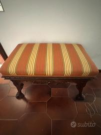 Pouf antico imbottito in legno