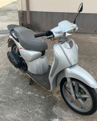 Aprilia Scarabeo 50 4T
