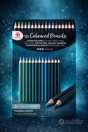 18 matite colorate nella tonalità del blu e verde