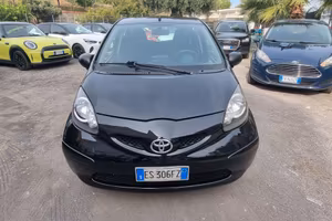 Toyota Aygo 1.0 12V VVT-i 5 porte Lounge Connect