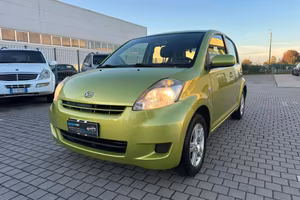 DAIHATSU - Sirion - 1.3i 16V 4WD CX