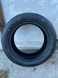 Gomme hankook 215 55 r17 94w