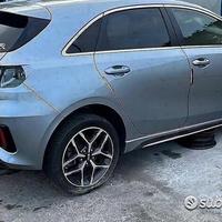 Porta posteriore destra Kia Ceed 3 serie