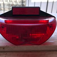 FARO POSTERIORE BMW F800R