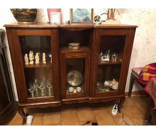 Antica vetrinetta vintage