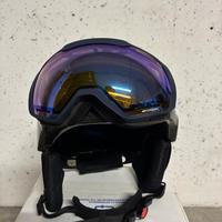 Casco Uvex da sci con visiera