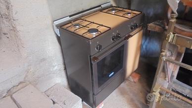 Cucina a gas De Longhi SGK 854 N - Linea SMART