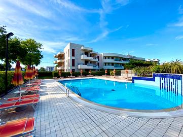 Residence piscina piazza aurora Jesolo