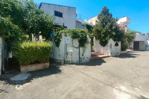 Villa a schiera a acitrezza