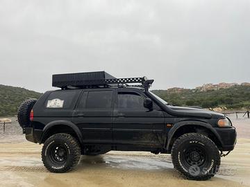 Pajero Sport  Overland Off road