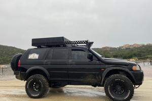 Pajero Sport  Overland Off road