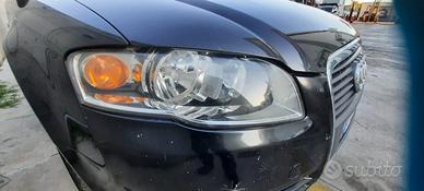 AUDI A4 STATION WAGON 2007 - FARO ANTERIORE DESTRO