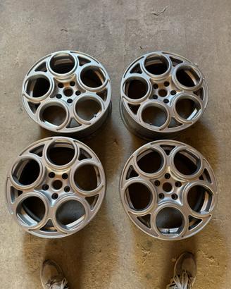 Rarissimi cerchi GTA 17” per alfa 166