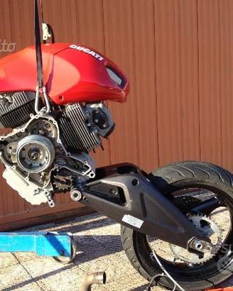 Ricambi ducati monster 696 abs del 2010
