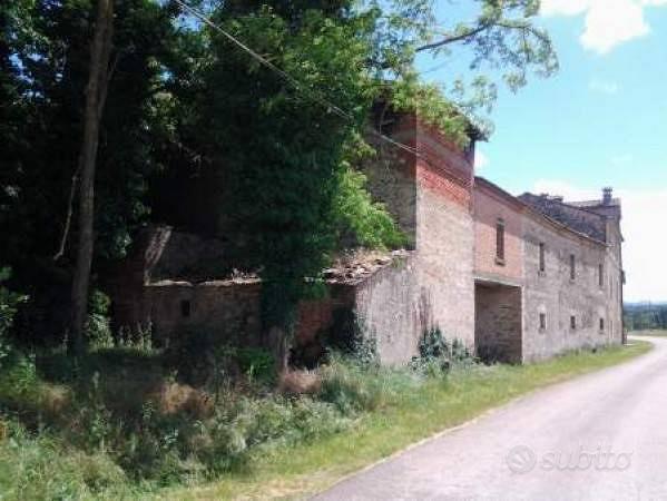 Rustico / Casale di 800 m² con più di 5 locali a A - Vista 3