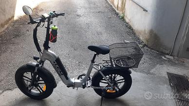 Bicicletta pedalata assistita