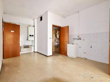 LABORATORIO A REGGIO NELL'EMILIA