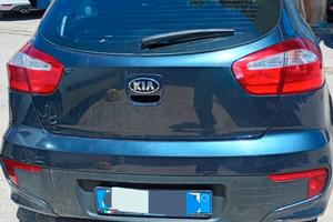 Kia Rio 1.100 High Tech 6 marce CRDI turbo diesel