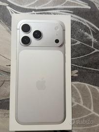 Iphone 17 pro max 512 pari al nuovo