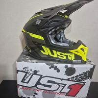 Casco just1