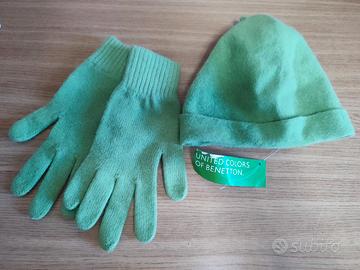 Cappello e guanti Benetton