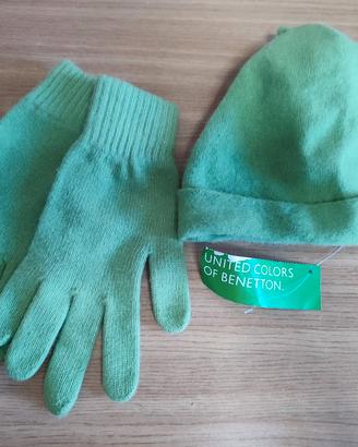 Cappello e guanti Benetton