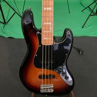 Squier Jazz Bass + Custodia (da Febbraio disp)