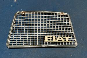 Griglia cofano fiat 215