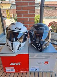 Coppia caschi Givi