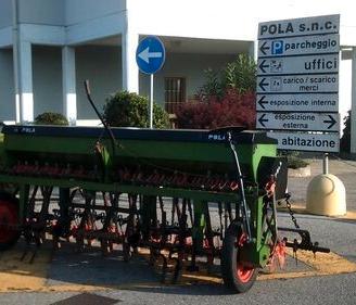 SEMINATRICE PER FRUMENTO MOD. CARRARO AGRITALIA 30