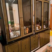 Vetrina Nuova con faretti.