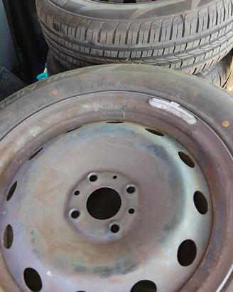 4 gomme estive con cerchi acciaio 195 65 15 4x98