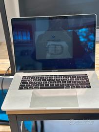 MacBook Pro 15 i7 QuadCore touchbar 16gb 256gb ssd