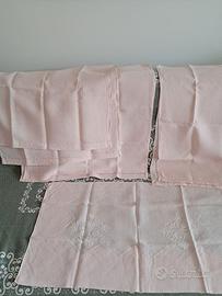 Asciugamani ricamati