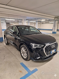 Audi Q3 Sportback 35 2.0 tdi Business Plus