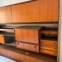 Parete attrezzata vintage in legno-credenza