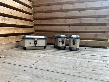 Set Valigie Alaska Trekker Givi 36Lx2+56L