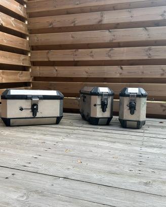 Set Valigie Alaska Trekker Givi 36Lx2+56L